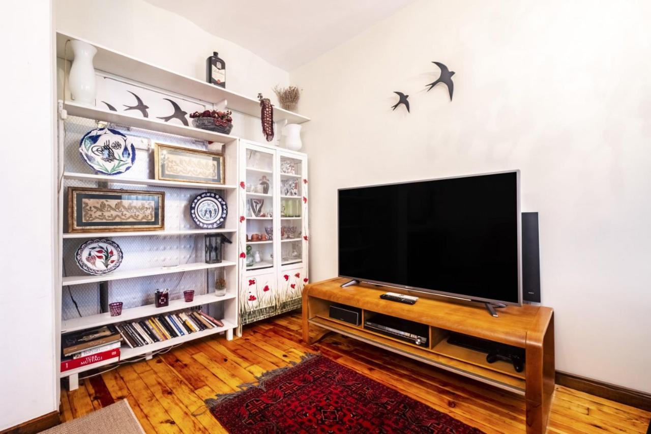 Superb Flat With Backyard In Cihangir Beyoglu Istanbul Bagian luar foto